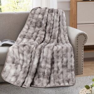 Brentwood Oversized Waterproof Pet Blanket and Furniture Protector, Bubble Fur